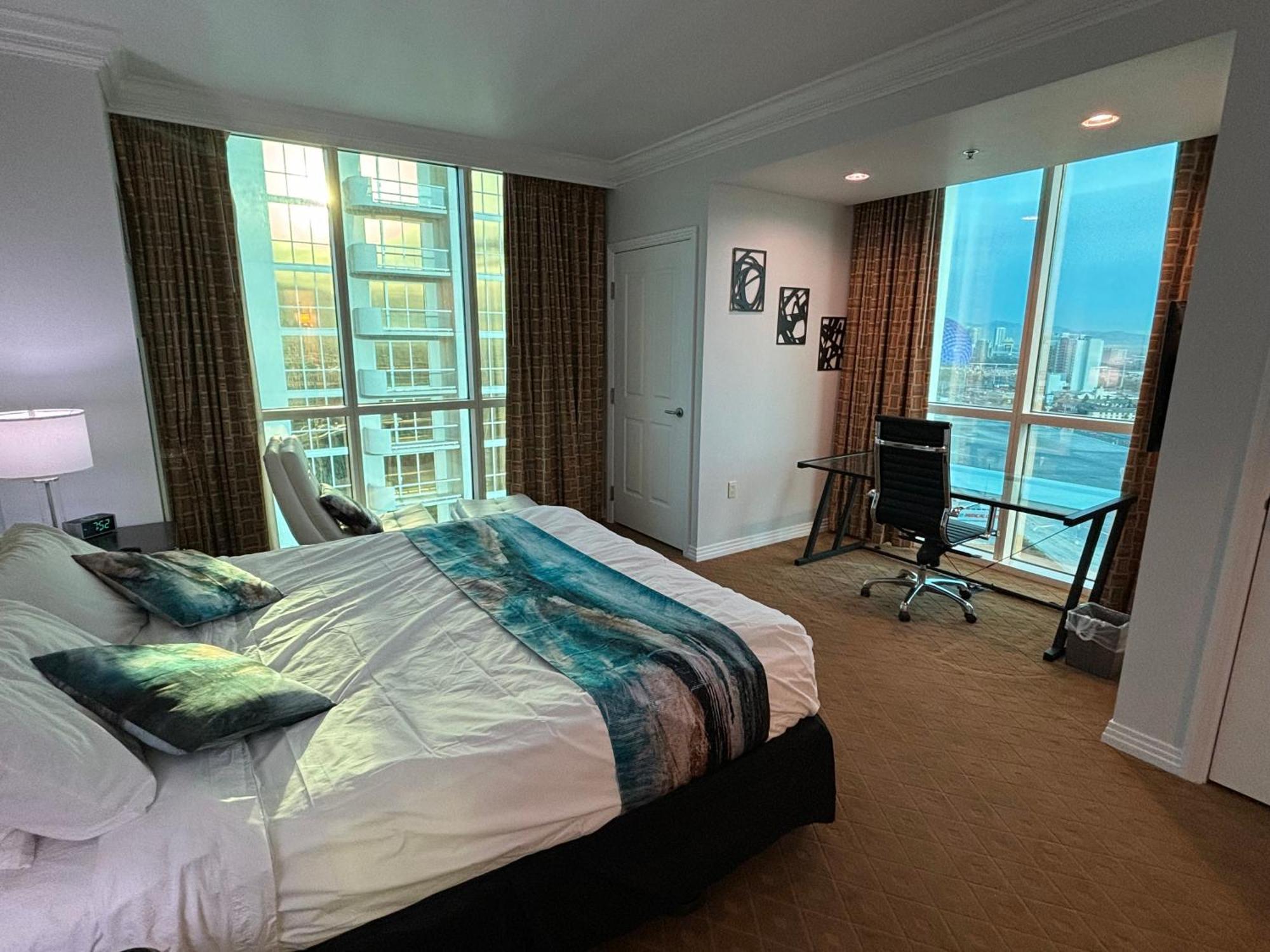 Panorama Vista Suite- 1Br 2Ba, Full Kitchen, Strip View, Balcony, Corner Unit Las Vegas Esterno foto