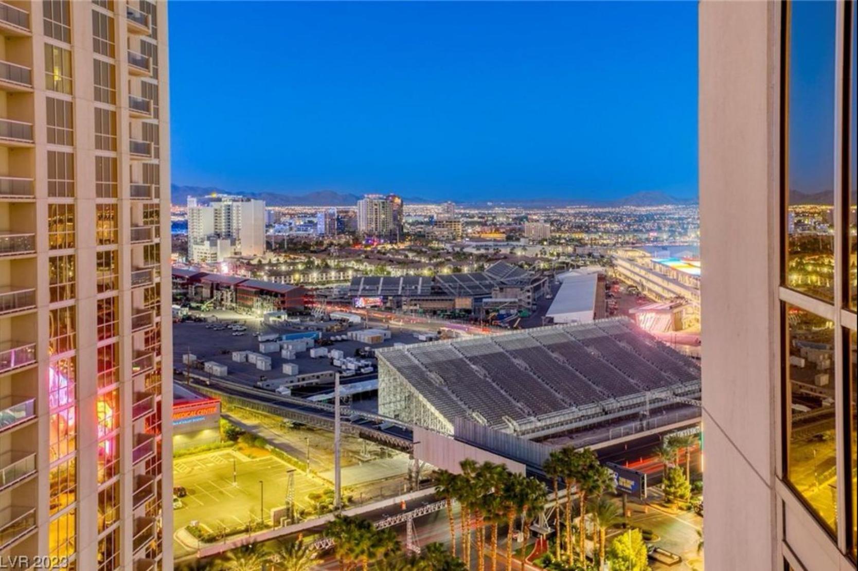 Panorama Vista Suite- 1Br 2Ba, Full Kitchen, Strip View, Balcony, Corner Unit Las Vegas Esterno foto